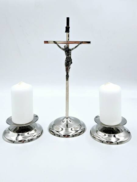 Silver carol set, embossed decorated