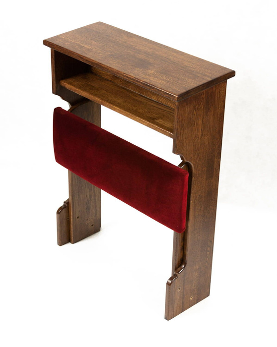 Oak kneeler