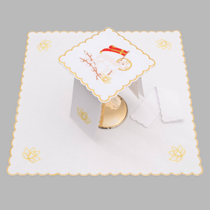 Altar chalice linen richly embroidered
