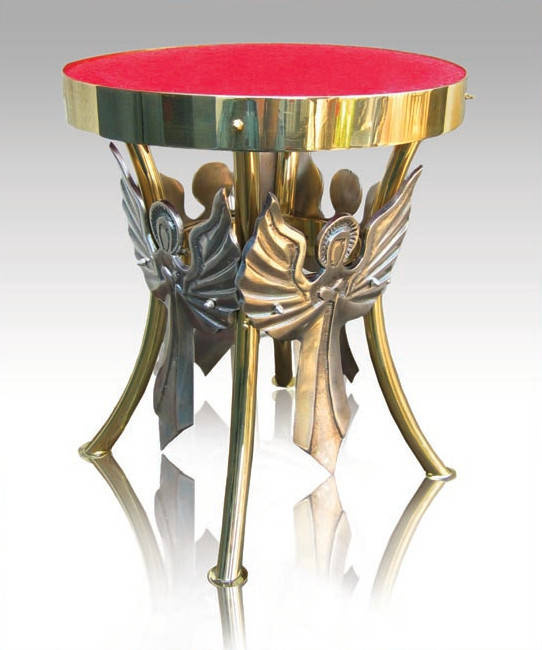 Throne for monstrance with angels motif with a height of 30 cm