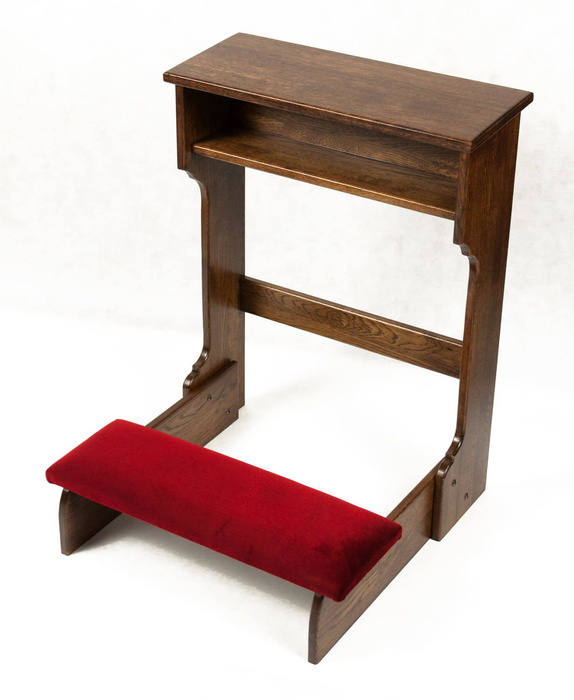 Oak kneeler