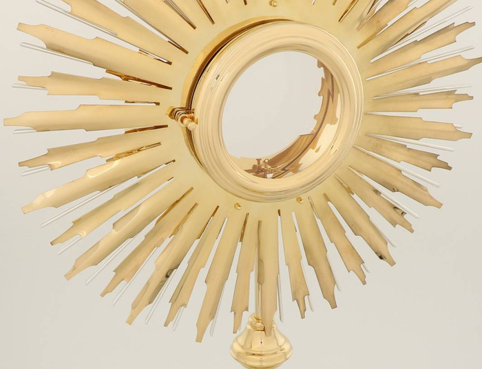 Monstrance large luna brass gilded 80 cm high