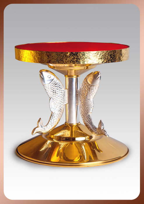 Throne for monstrance decorated with fish with a height of 28 cm