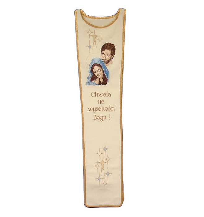 Gold chasuble with an image of the Holy Family - Christmas.