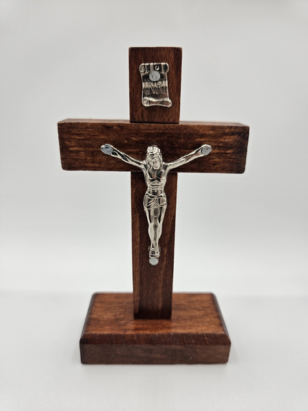 Standing wooden cross 17cm