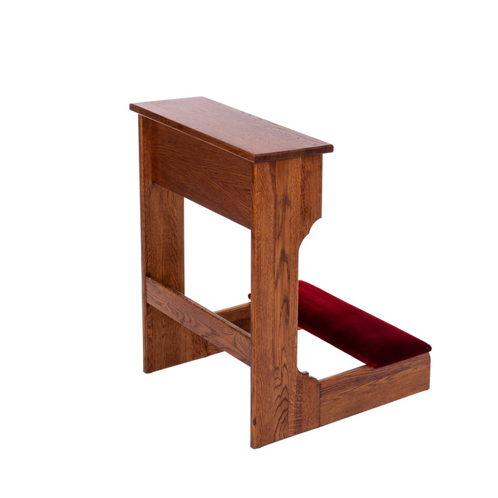 Oak kneeler