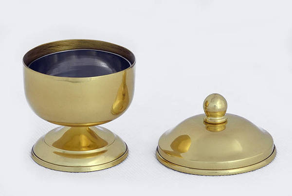 Lavabo brass high. 9cm