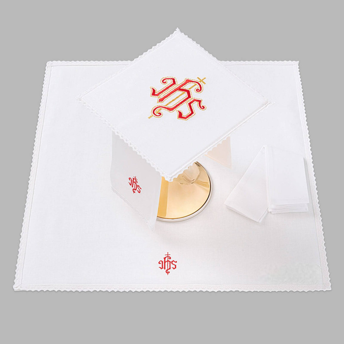 Bielizna kielichowa ołtarzowa wykończona koronką JHS czerwony